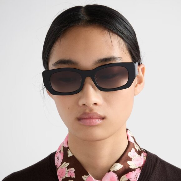 Prada Women Sunglasses Black Grey Gradient Rectangle PRB05S 3890A7 NEW AUTHENTIC - Picture 11 of 11